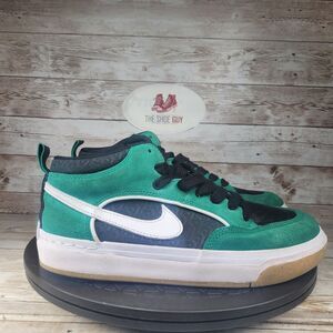 Nike SB React Leo Sneakers Mens Size 7.5 Green Suede Logo Skateboarding Shoes